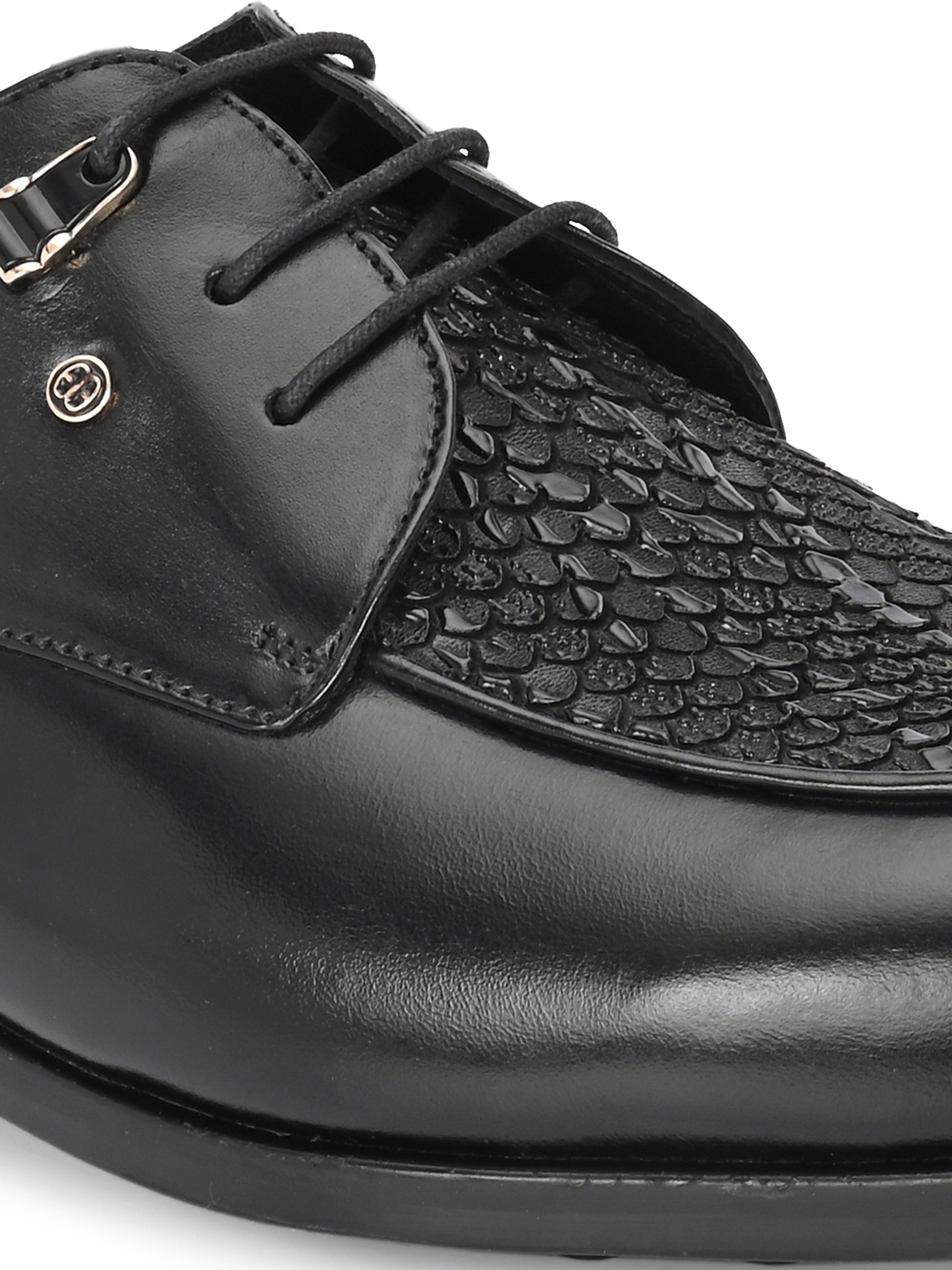 Lace-Up Party Shoes by Lafattio