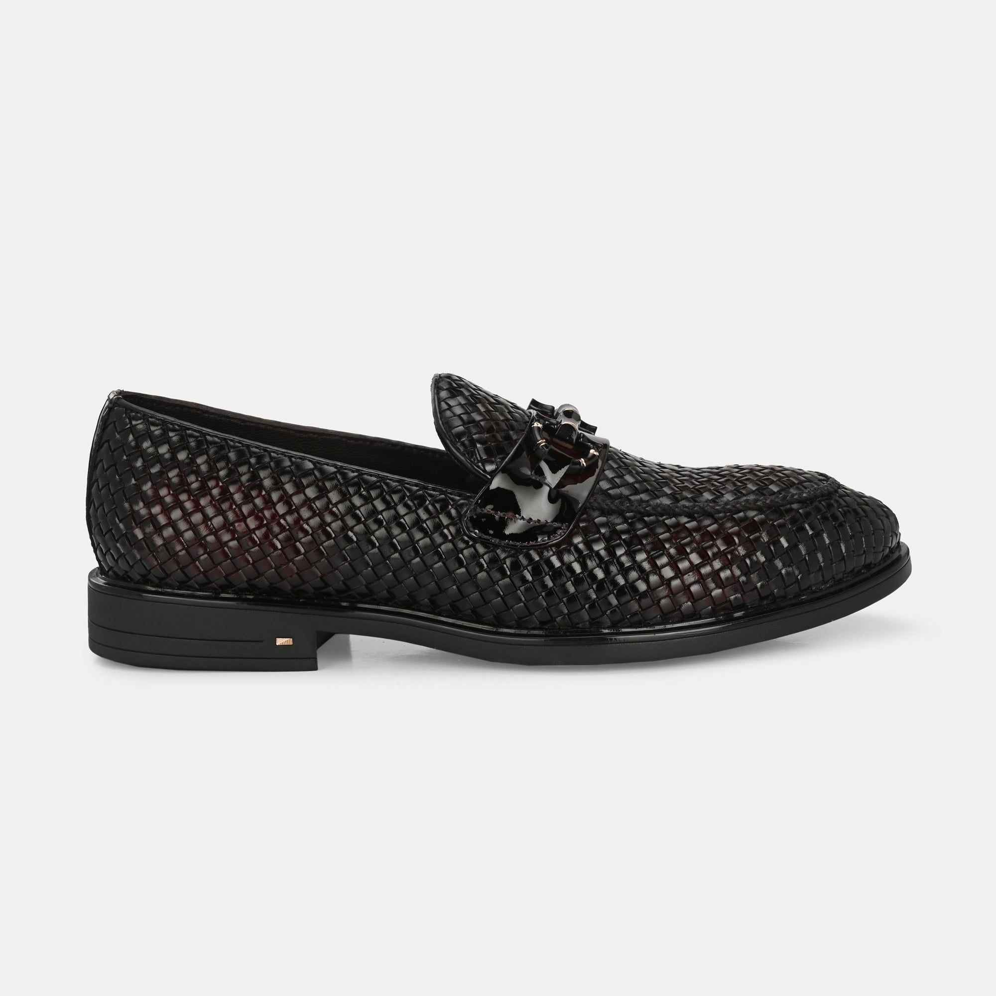 Hand-Woven Buckled Loafers by Lafattio
