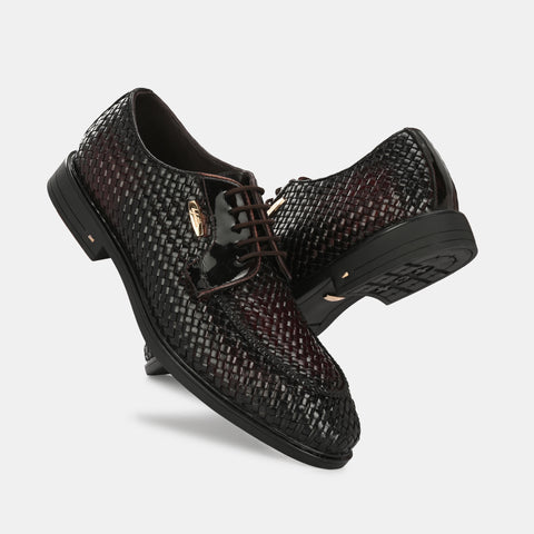 Hand-Woven Lace-Up Shoes by Lafattio