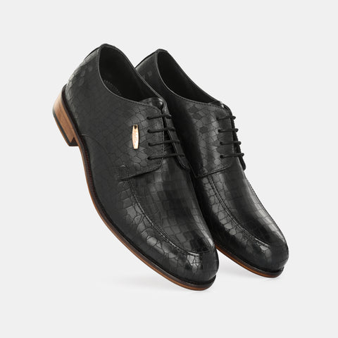 Black Laser Engraved Lace-Up Shoes by Lafattio
