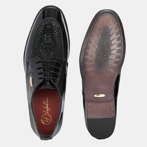 Hand Engraved Lace-Up Shoes by Lafattio